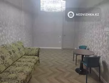 2-комнатная квартира, этаж 2 из 9, 48 м², На длительный срок