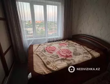 3-комнатная квартира, этаж 5 из 5, 78 м², На длительный срок