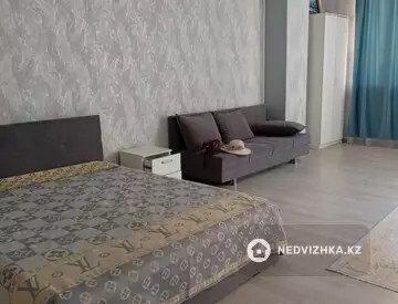1-комнатная квартира, этаж 2 из 2, 53 м²