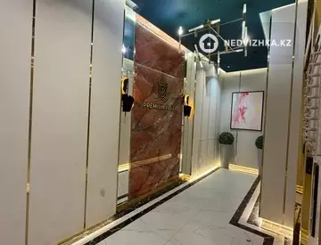 3-комнатная квартира, этаж 9 из 10, 85 м²
