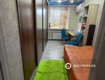 3-комнатная квартира, этаж 4 из 5, 63 м²