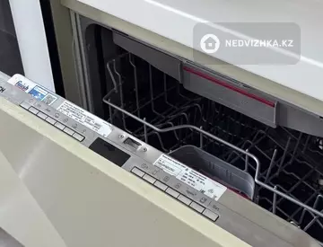 3-комнатная квартира, этаж 11 из 12, 100 м²