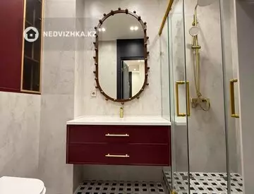3-комнатная квартира, этаж 4 из 9, 100 м²