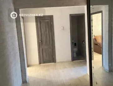 2-комнатная квартира, этаж 4 из 5, 47 м², На длительный срок