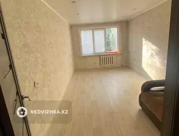 2-комнатная квартира, этаж 4 из 5, 47 м², На длительный срок