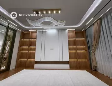 3-комнатная квартира, этаж 6 из 12, 99 м²