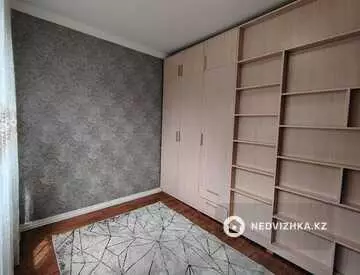 3-комнатная квартира, этаж 2 из 5, 48 м²