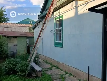 3-комнатный дом, 4 соток, 50 м², На длительный срок