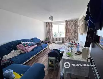 2-комнатная квартира, этаж 3 из 3, 67 м²