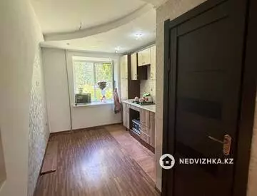 3-комнатная квартира, этаж 2 из 4, 65 м²