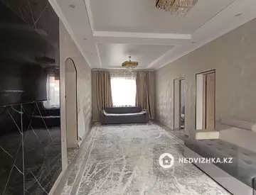 3-комнатный дом, 5 соток, 240 м²