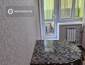 2-комнатная квартира, этаж 1 из 2, 42 м²