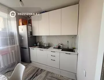 2-комнатная квартира, этаж 4 из 5, 46 м²