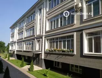 1-комнатная квартира, этаж 1 из 3, 52 м²