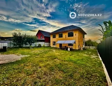 6-комнатный дом, 6 соток, 212 м²