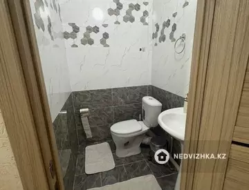 3-комнатная квартира, этаж 2 из 9, 94 м², На длительный срок