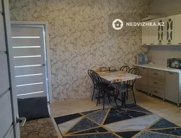 2-комнатный дом, 4 соток, 57 м²