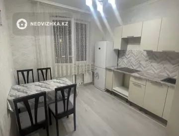 1-комнатная квартира, этаж 3 из 9, 38 м²