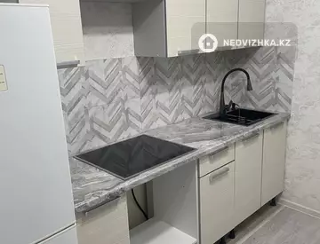 1-комнатная квартира, этаж 3 из 9, 38 м²