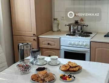 1-комнатная квартира, этаж 6 из 10, 42 м²