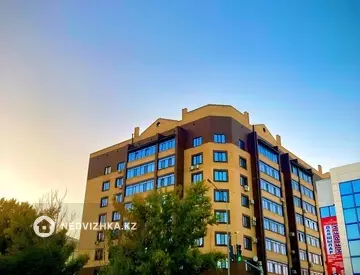 3-комнатная квартира, этаж 8 из 9, 146 м²