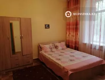 2-комнатная квартира, этаж 1 из 2, 55 м², На длительный срок