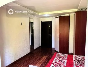 3-комнатная квартира, этаж 2 из 4, 65 м²
