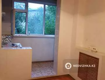2-комнатная квартира, этаж 3 из 5, 49 м²