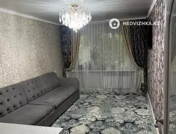 3-комнатная квартира, этаж 1 из 5, 64 м²