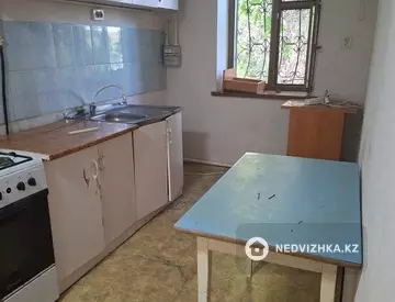 2-комнатная квартира, этаж 2 из 2, 40 м²
