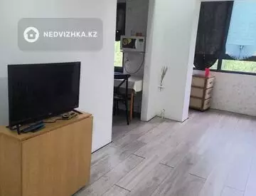 3-комнатная квартира, этаж 5 из 5, 68 м², На длительный срок