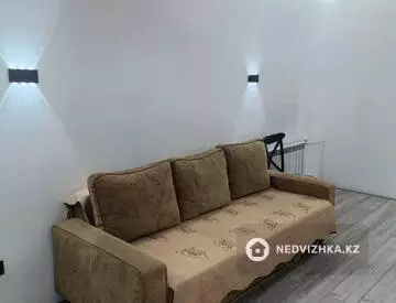 3-комнатная квартира, этаж 5 из 5, 68 м², На длительный срок