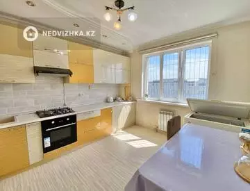 3-комнатная квартира, этаж 7 из 10, 90 м²
