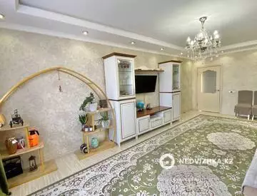 3-комнатная квартира, этаж 7 из 10, 90 м²