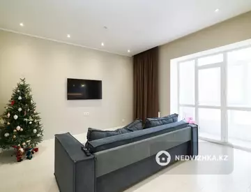 3-комнатная квартира, этаж 7 из 8, 81 м²