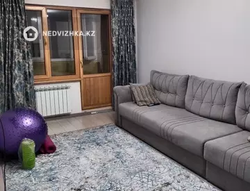 1-комнатная квартира, этаж 4 из 5, 33 м²