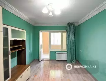 2-комнатная квартира, этаж 3 из 5, 58 м²