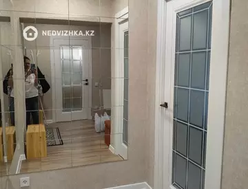1-комнатная квартира, этаж 5 из 5, 42 м², На длительный срок