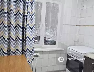 1-комнатная квартира, этаж 2 из 5, 32 м², На длительный срок