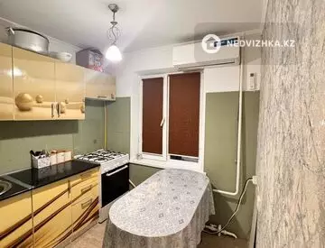 3-комнатная квартира, этаж 1 из 5, 65 м²