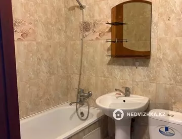 1-комнатная квартира, этаж 4 из 4, 32 м²