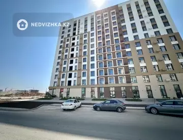Офис, Магазин и др., этаж 1 из 12, 37 м², На длительный срок