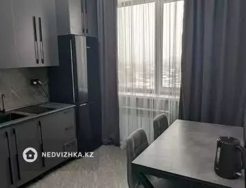 3-комнатная квартира, этаж 6 из 17, 76 м²
