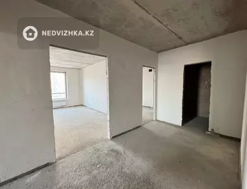 4-комнатная квартира, этаж 1 из 9, 110 м²