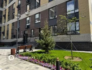 4-комнатная квартира, этаж 1 из 9, 110 м²