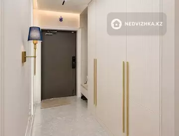 4-комнатная квартира, этаж 17 из 21, 130 м²