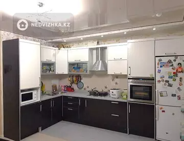 3-комнатная квартира, этаж 14 из 16, 130 м²