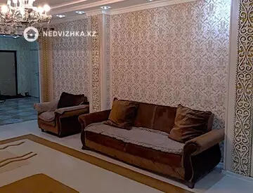 3-комнатная квартира, этаж 14 из 16, 130 м²
