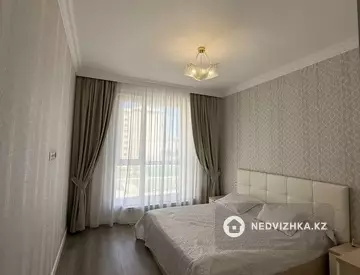 4-комнатная квартира, этаж 4 из 9, 123 м²