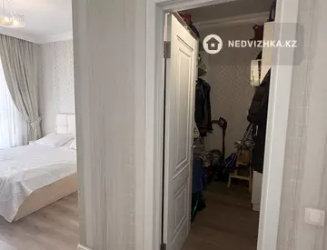 4-комнатная квартира, этаж 4 из 9, 123 м²